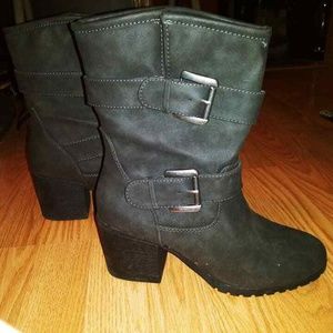 Women's Diba Keller Ankle Boot in Gray SIze 8M